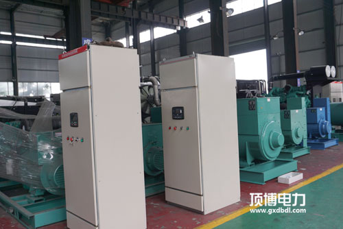 参观广西顶博发电机组制造厂房