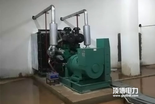 物极必反,柴油发动机机油加的越多越好吗?