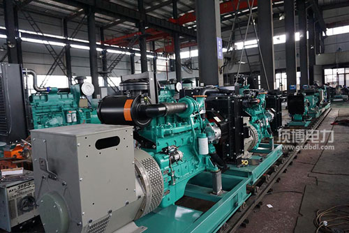广西顶博发电机组制造防冻液除了防冻作用还能防“开锅”