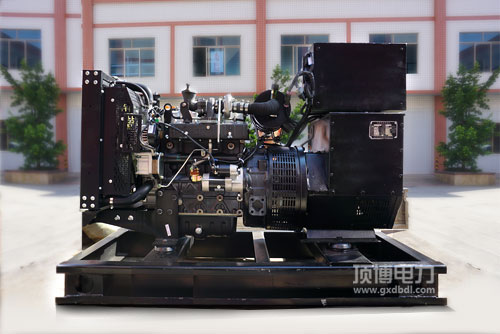 500KW沃尔沃广西顶博发电机组制造多少钱？选什么型号